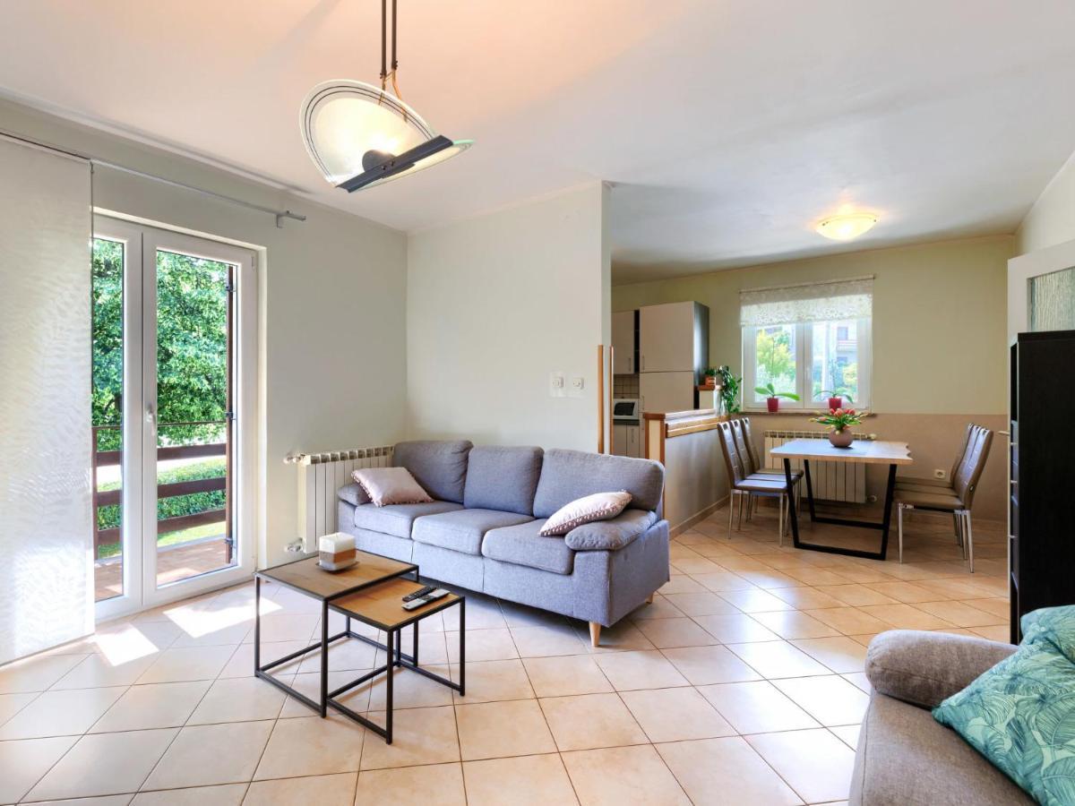 Holiday Home Carlo - Ipc102 By Interhome Pićan Eksteriør bilde