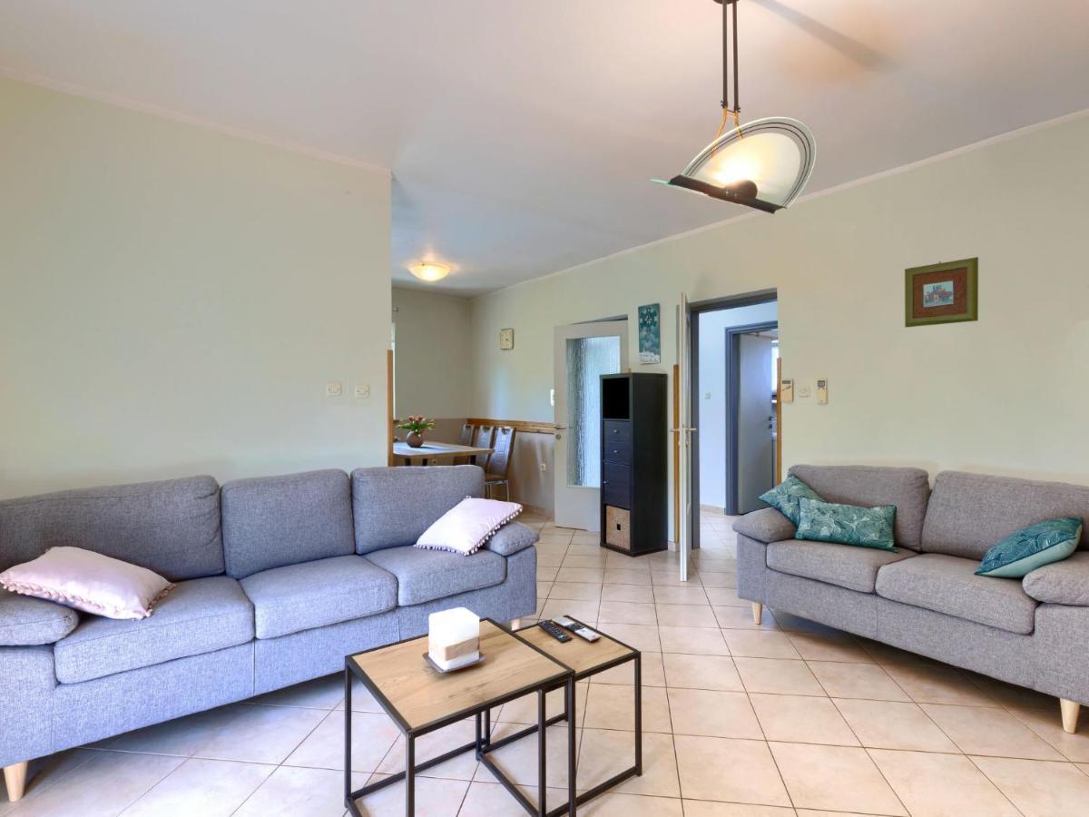 Holiday Home Carlo - Ipc102 By Interhome Pićan Eksteriør bilde