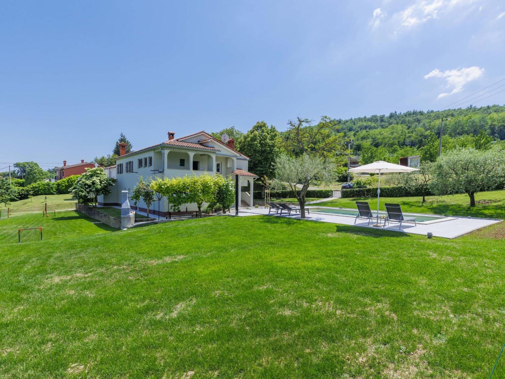 Holiday Home Carlo - Ipc102 By Interhome Pićan Eksteriør bilde