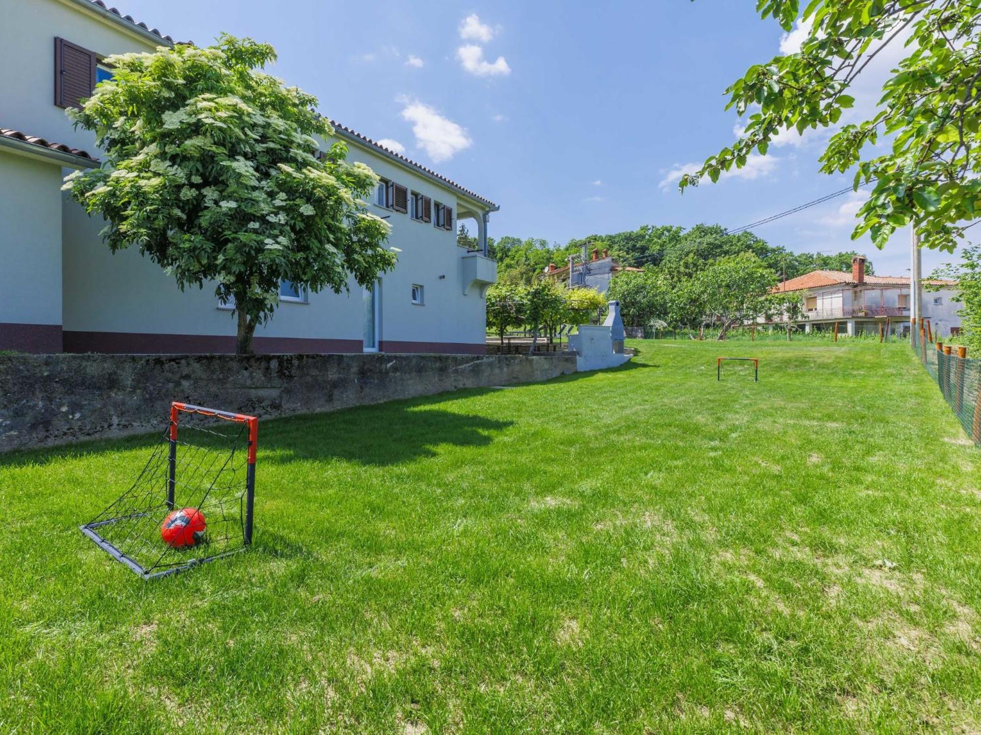 Holiday Home Carlo - Ipc102 By Interhome Pićan Eksteriør bilde